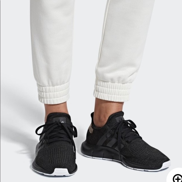 Adidas Swift Run Black Women Shoes - Picture 4 of 8